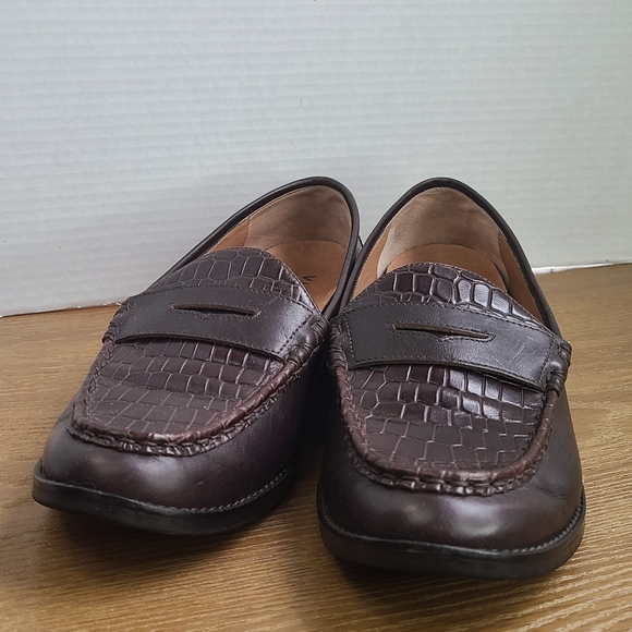 Vionic Men's Classic Slip-on Loafers, Size: 10 Color: Brown - Picture 3 of 15